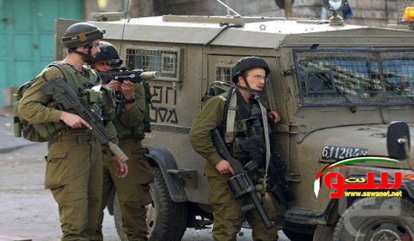قوات الاحتلال تعتقل شابين خلال اقتحامها مخيم شعفاط شمال القدس المحتلة | موقع سوا 