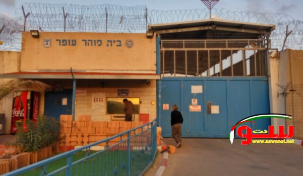 القوات الاسرائيلية تقتحم سجن 