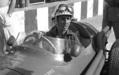 توفيت أول سائقة فورمولا | موقع سوا 
