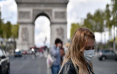 فرنسا تفرض غرامة 135 يورو عقوبة عدم ارتداء الكمامة بشوارع باريس | موقع سوا 
