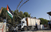 سلطات الاحتلال تقلص عدد الشاحنات الواردة إلى غزة | موقع سوا 