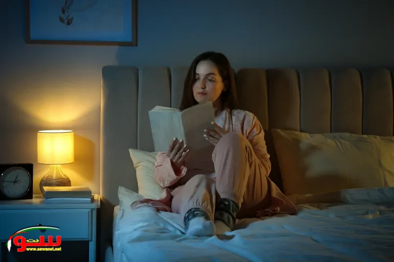 كيف تمنحك نصف ساعة قراءة نوما أعمق؟