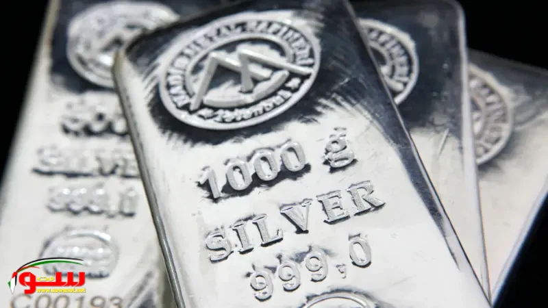 كيف قفز سعر الفضة إلى مستوى قياسي؟