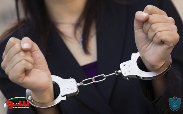 الشرطة تنهي مسلسل سرقات ارتكبتها سيدة بحرفية من محال مجوهرات