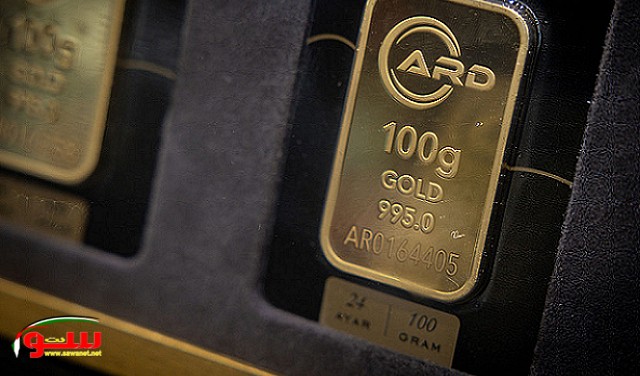 الذهب يتخطى عتبة خمسة آلاف دولار للأونصة