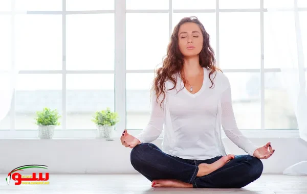 كيف تُفرغين عقلك من الضغوط وتنعمين براحة داخلية؟