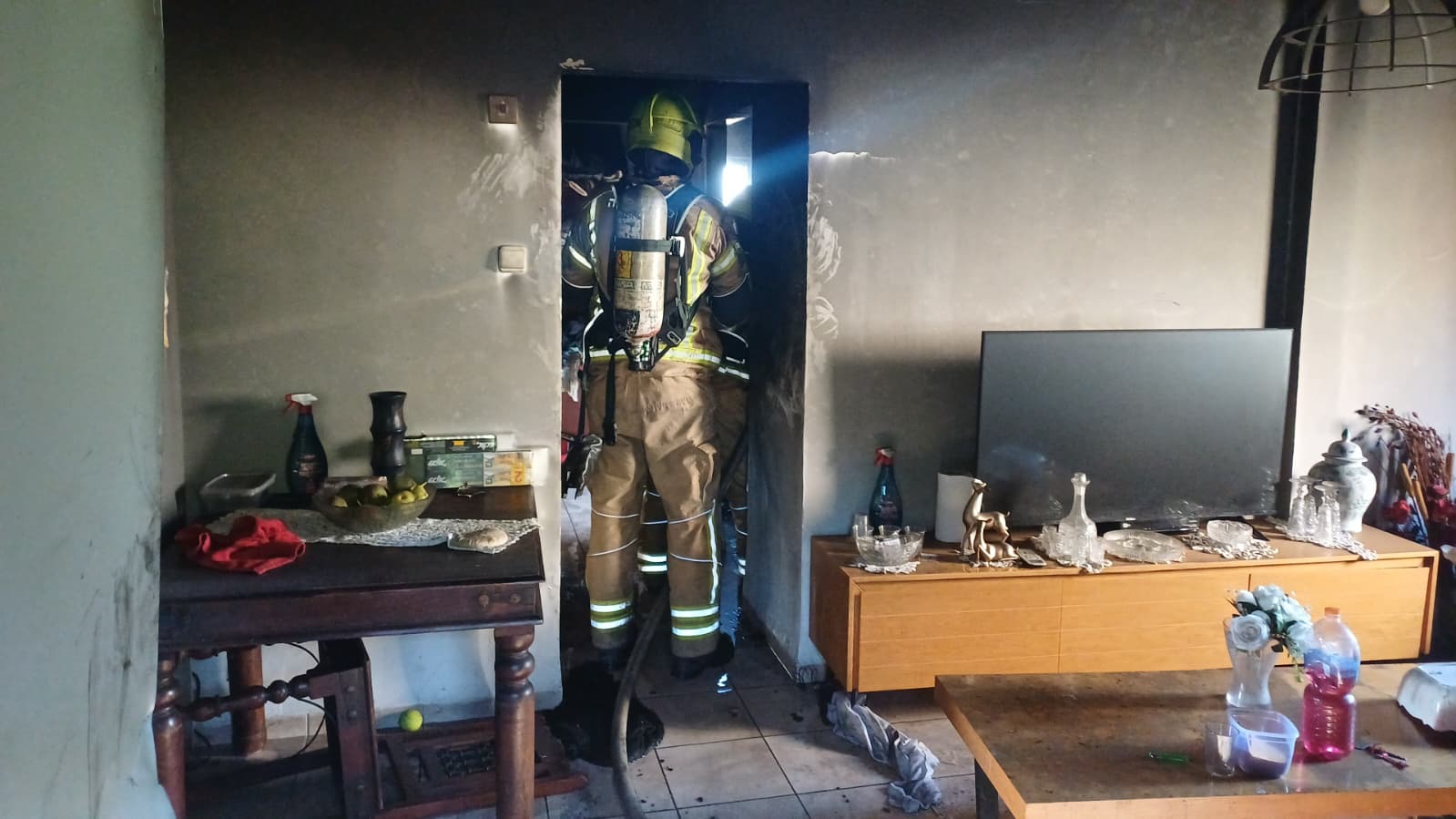 مصرع مسنة بحريق داخل شقة سكنية في نوف هجليل