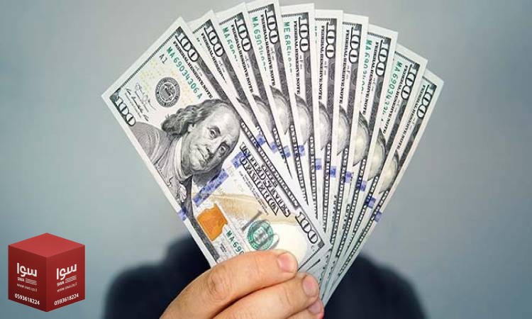 الدولار يواصل الصعود والذهب يرتفع جراء الحرب على إيران