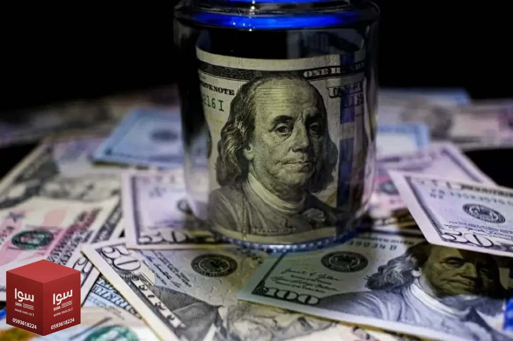الدولار يتراجع والأسواق تعيد تسعير الفائدة الأميركية